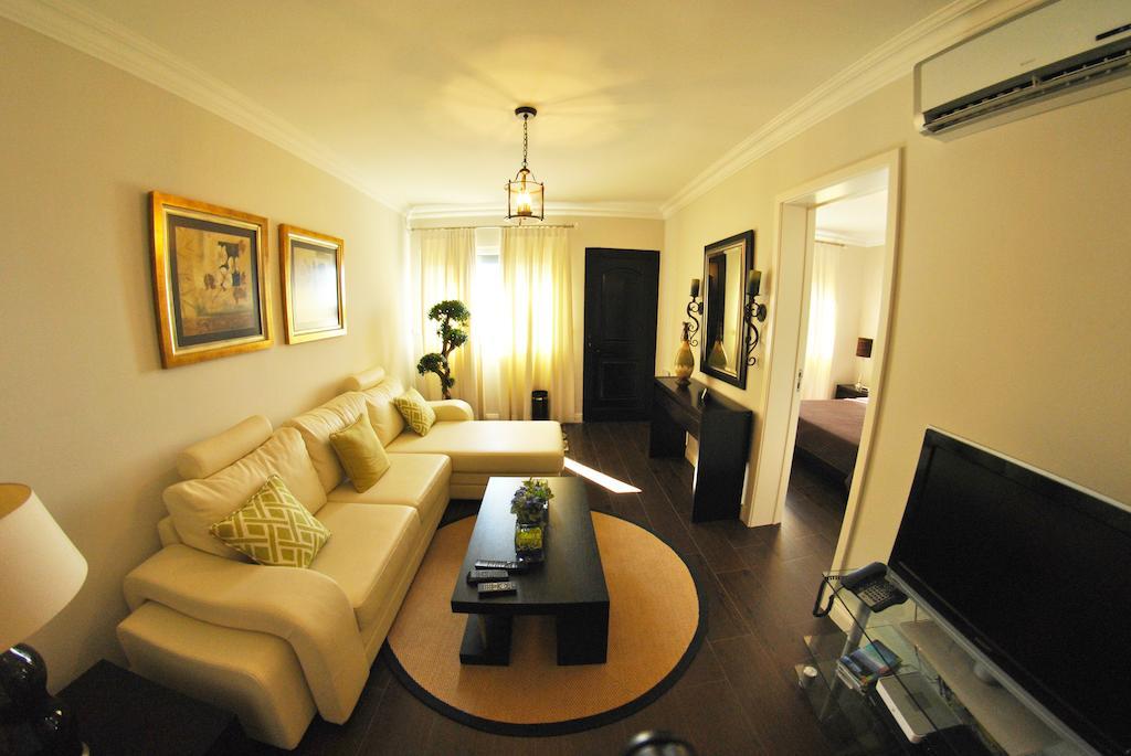 Apartamentos 3 Praias Πόντα Ντελγκάντα Εξωτερικό φωτογραφία